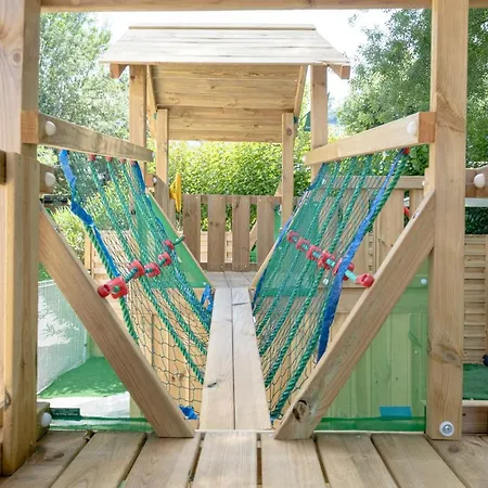 Le Parc Des Monges Campsite Auribeau-sur-Siagne